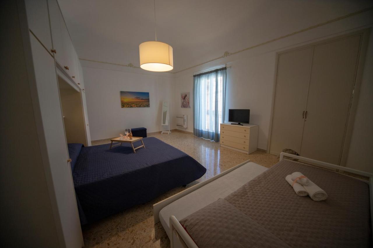 Casa Vacanza Da Dina Модика Экстерьер фото