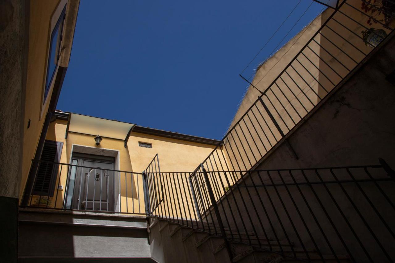 Casa Vacanza Da Dina Модика Экстерьер фото